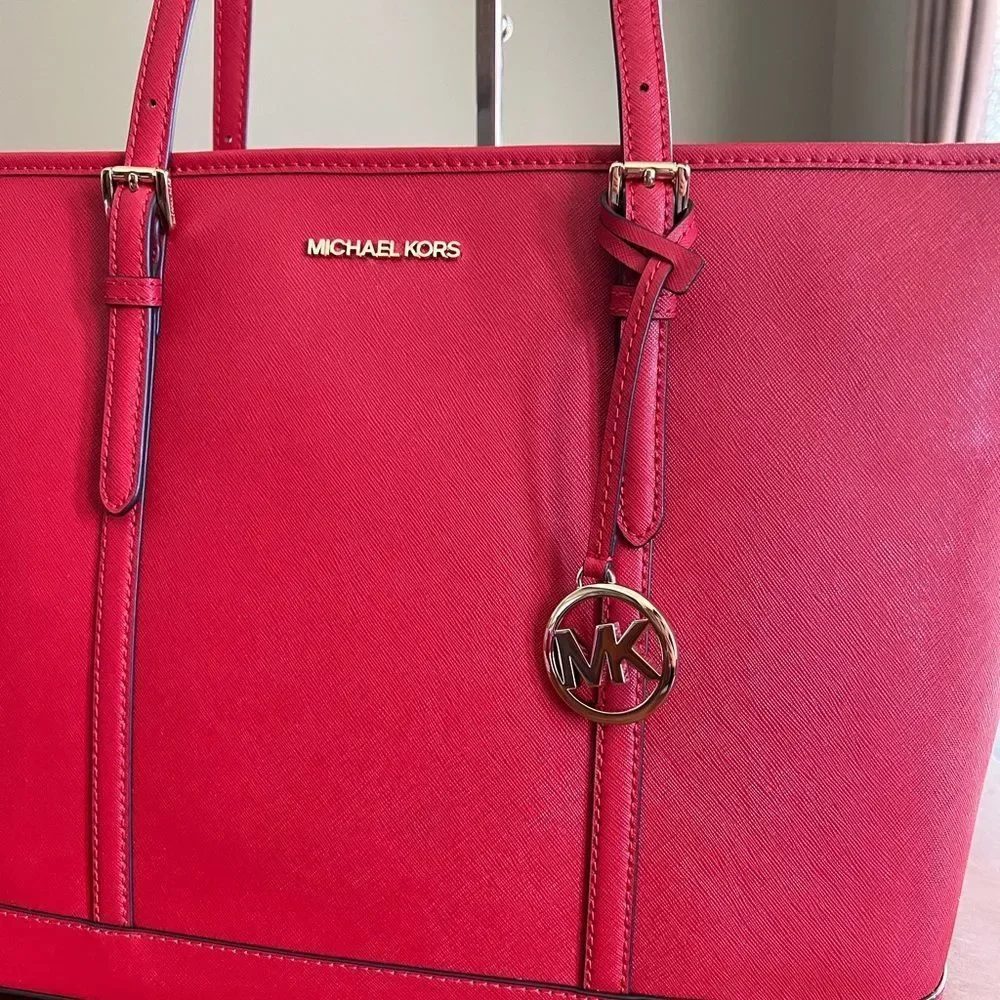 Michael Kors LG tote & wallet